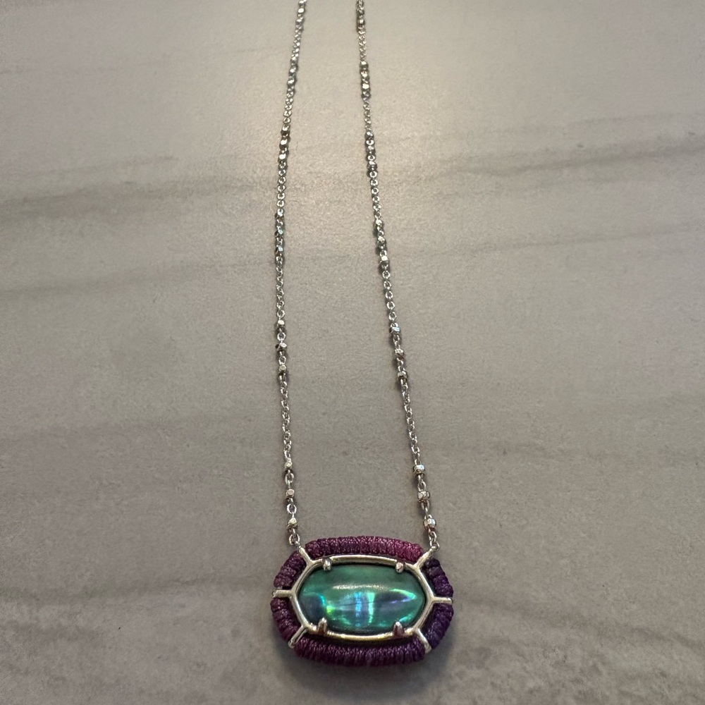 Kendra Scott silver w/ Lilac abalone stone Necklace- NWT